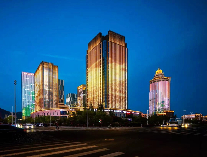 乐竞官网照明荣膺“上合组织青岛峰会照明优质产品供应商”称号